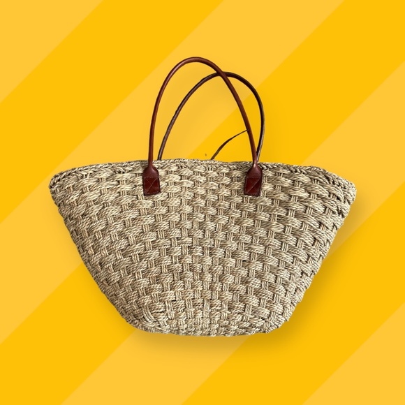 Banana Republic Straw Beach Bag - Picture 1 of 3